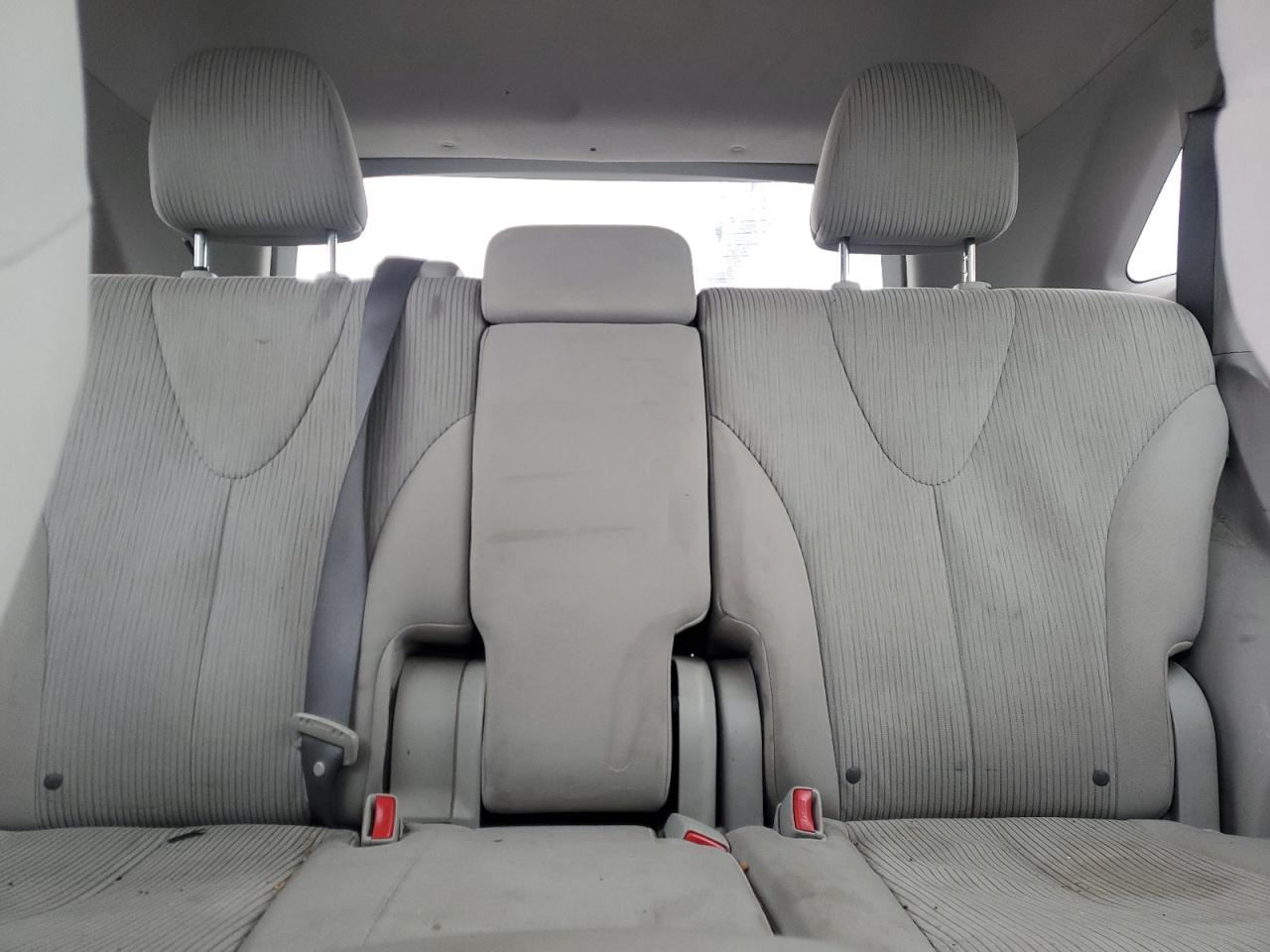 2011 Toyota Venza - Image 10