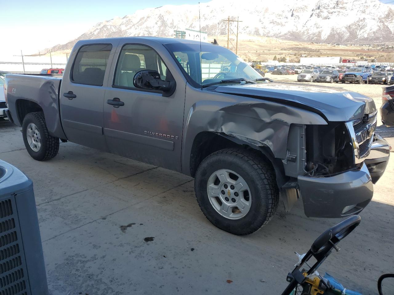 2008 Chevrolet Silverado - Image 4