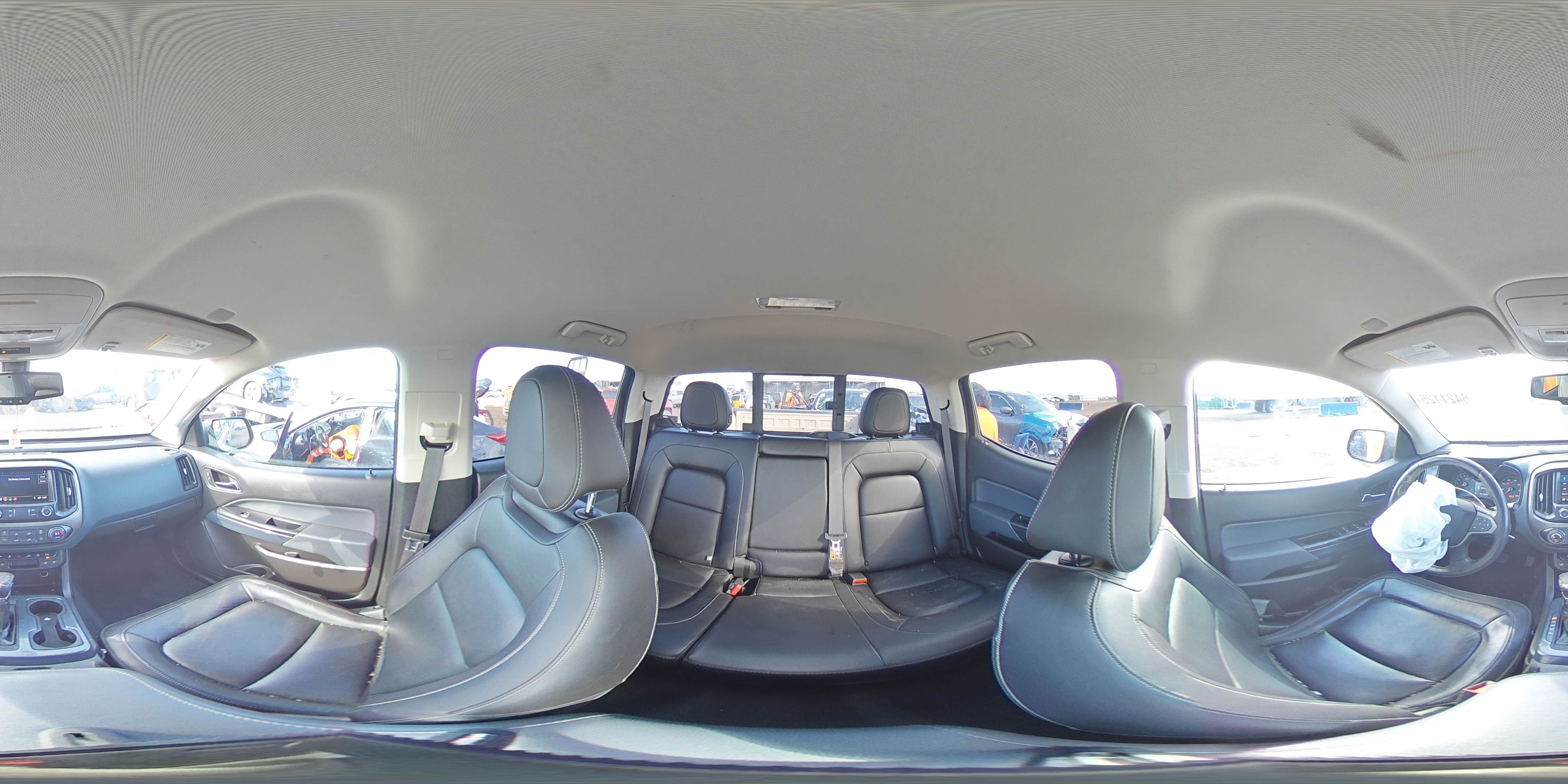 2022 Chevrolet Colorado - Image 13