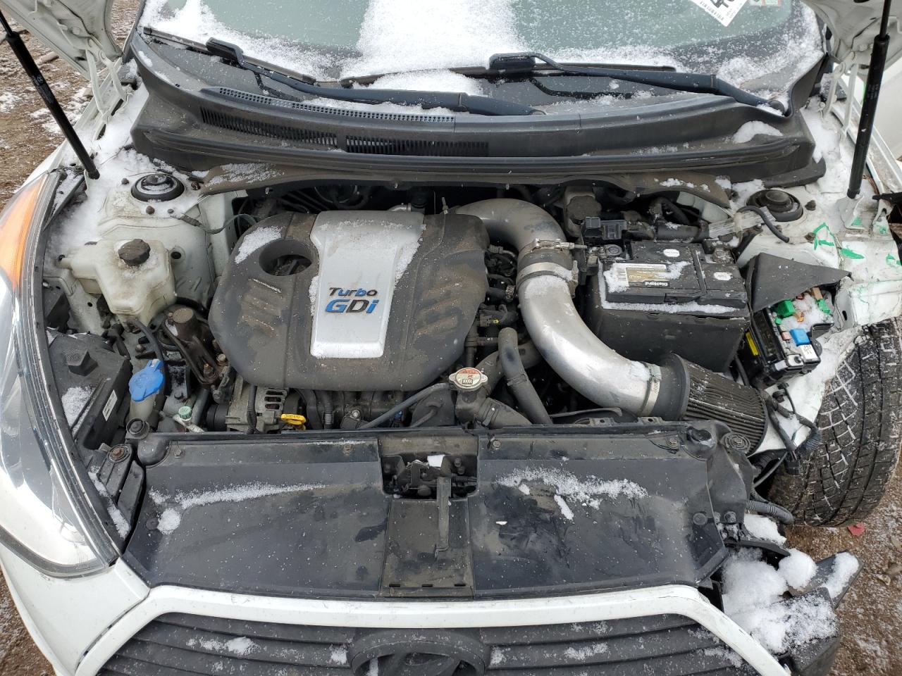 2014 Hyundai Veloster - Image 11