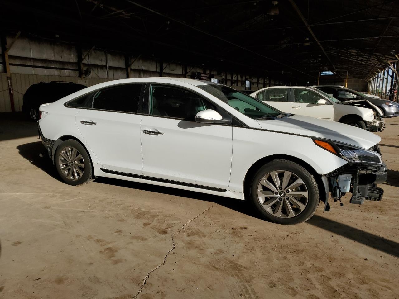 2015 Hyundai Sonata - Image 4