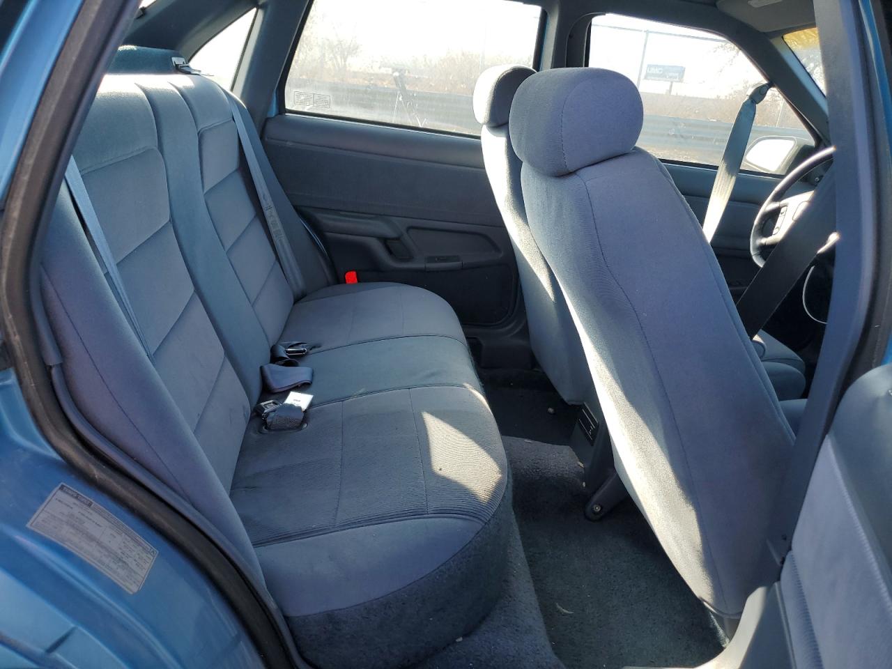 1992 Ford Tempo - Image 10