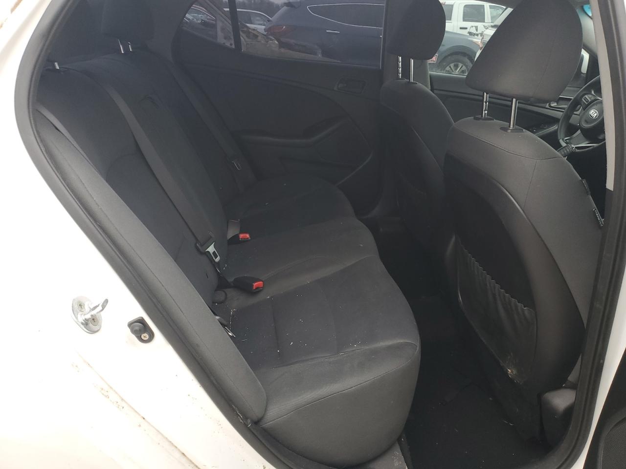 2015 Kia Optima - Image 10