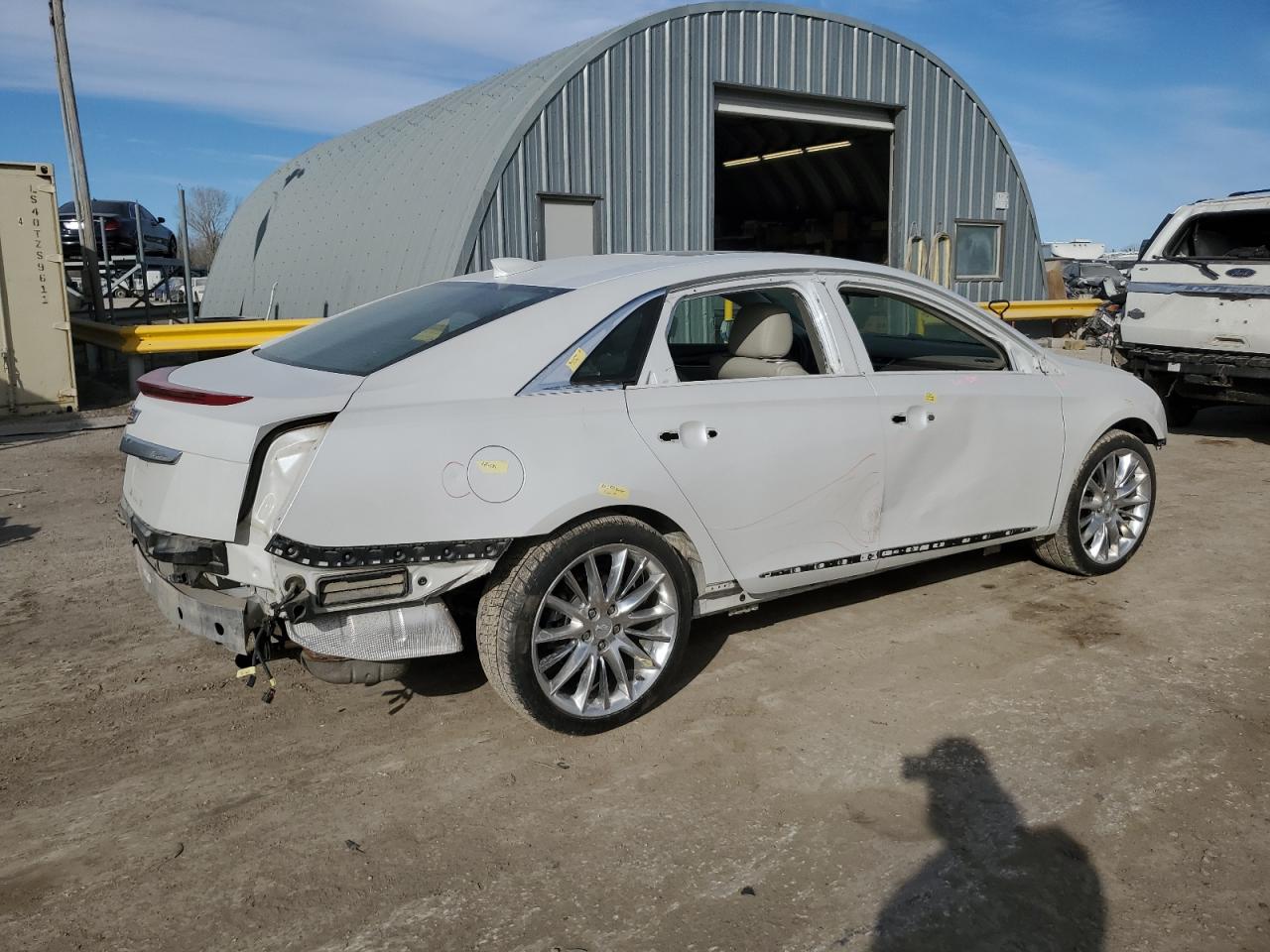 2016 Cadillac XTS - Image 3