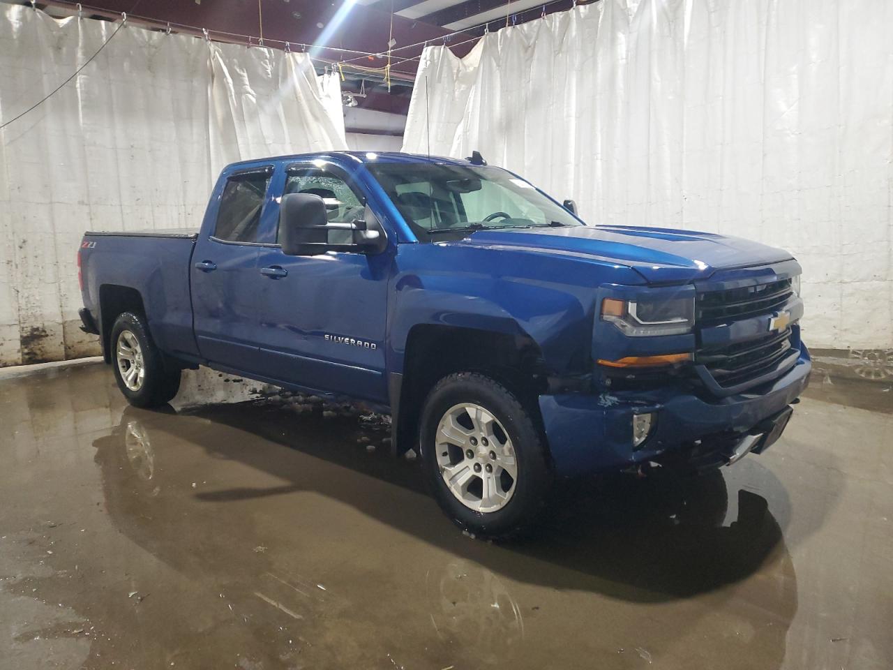 2018 Chevrolet Silverado - Image 4