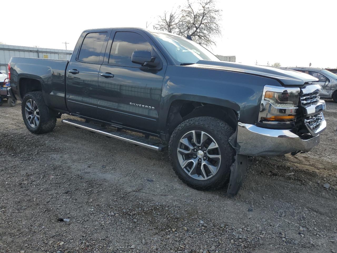 2019 Chevrolet Silverado - Image 4