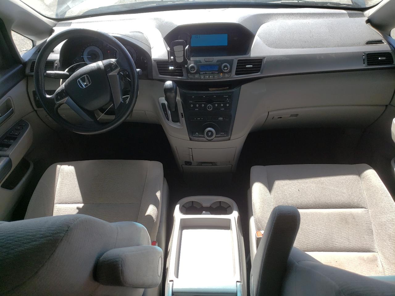 2011 Honda Odyssey - Image 8