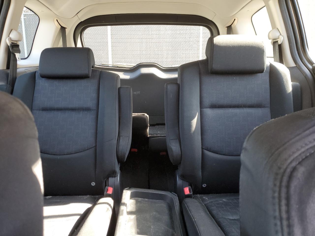 2010 Mazda 5 - Image 10