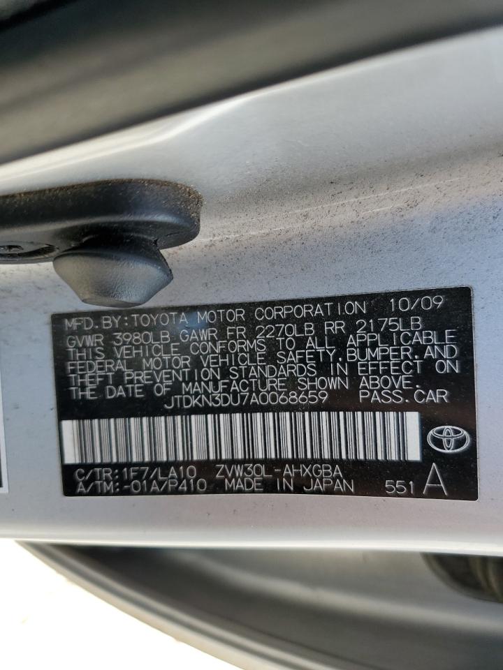 2010 Toyota Prius - Image 15
