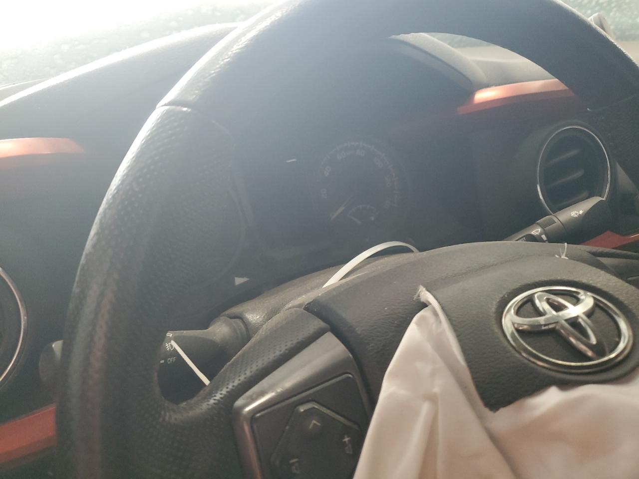 2016 Toyota Tacoma - Image 9