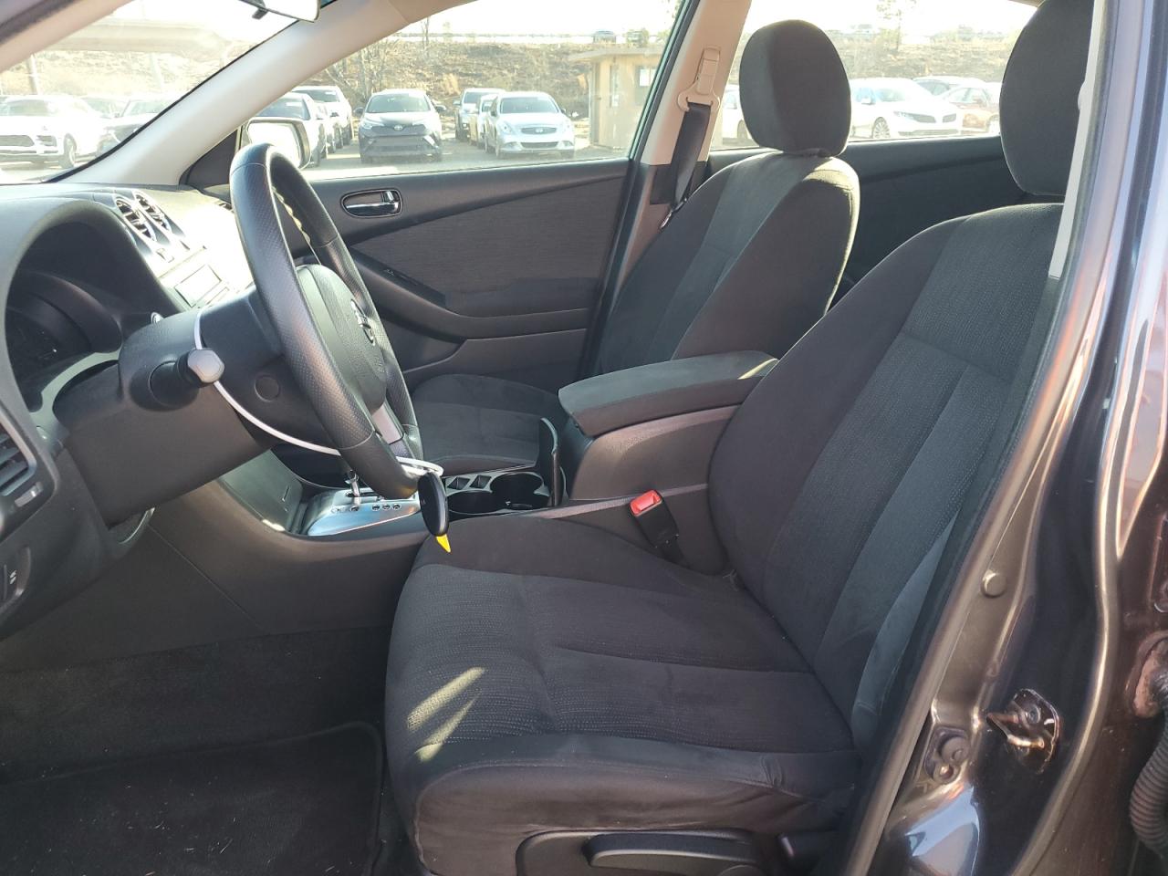 2010 Nissan Altima - Image 7