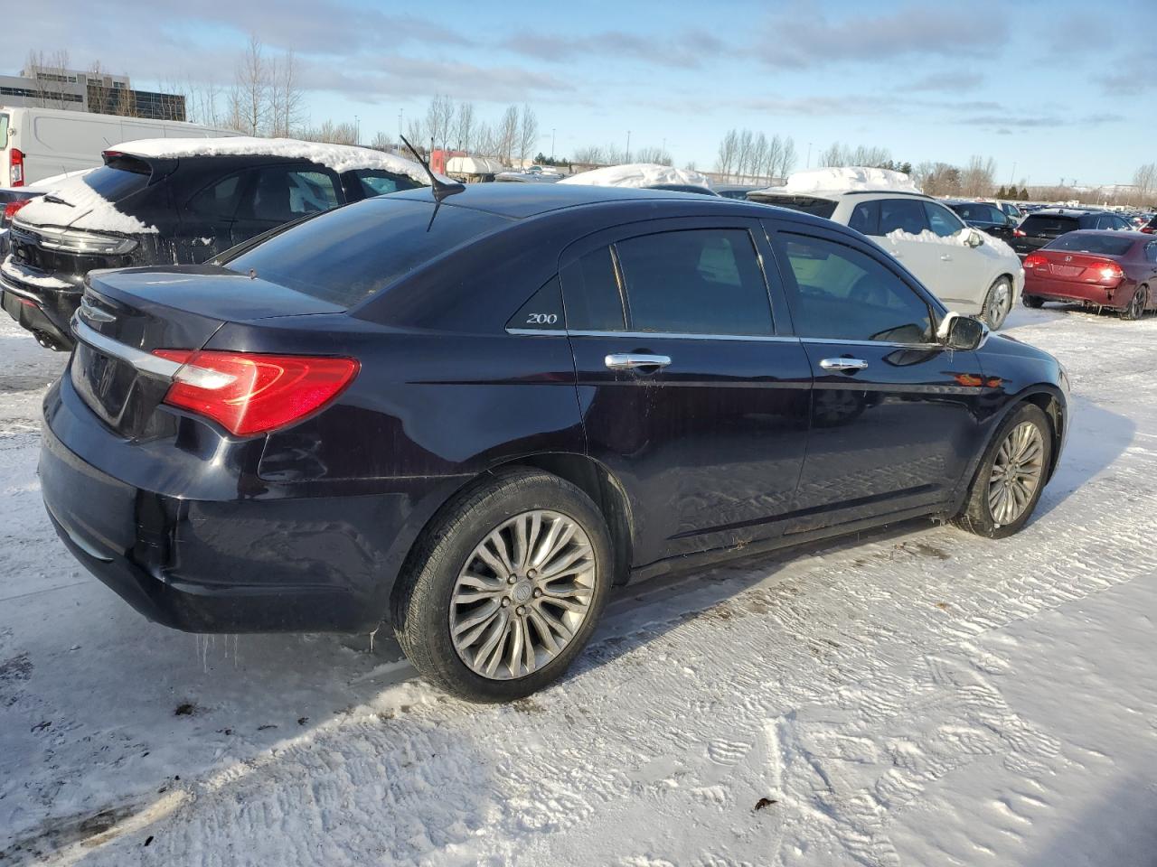 2012 Chrysler 200 - Image 3