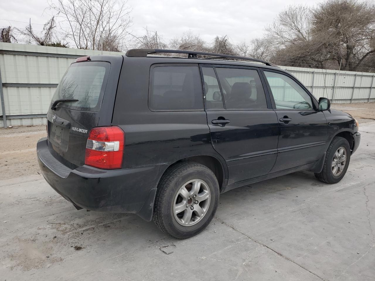 2005 Toyota Highlander - Image 3
