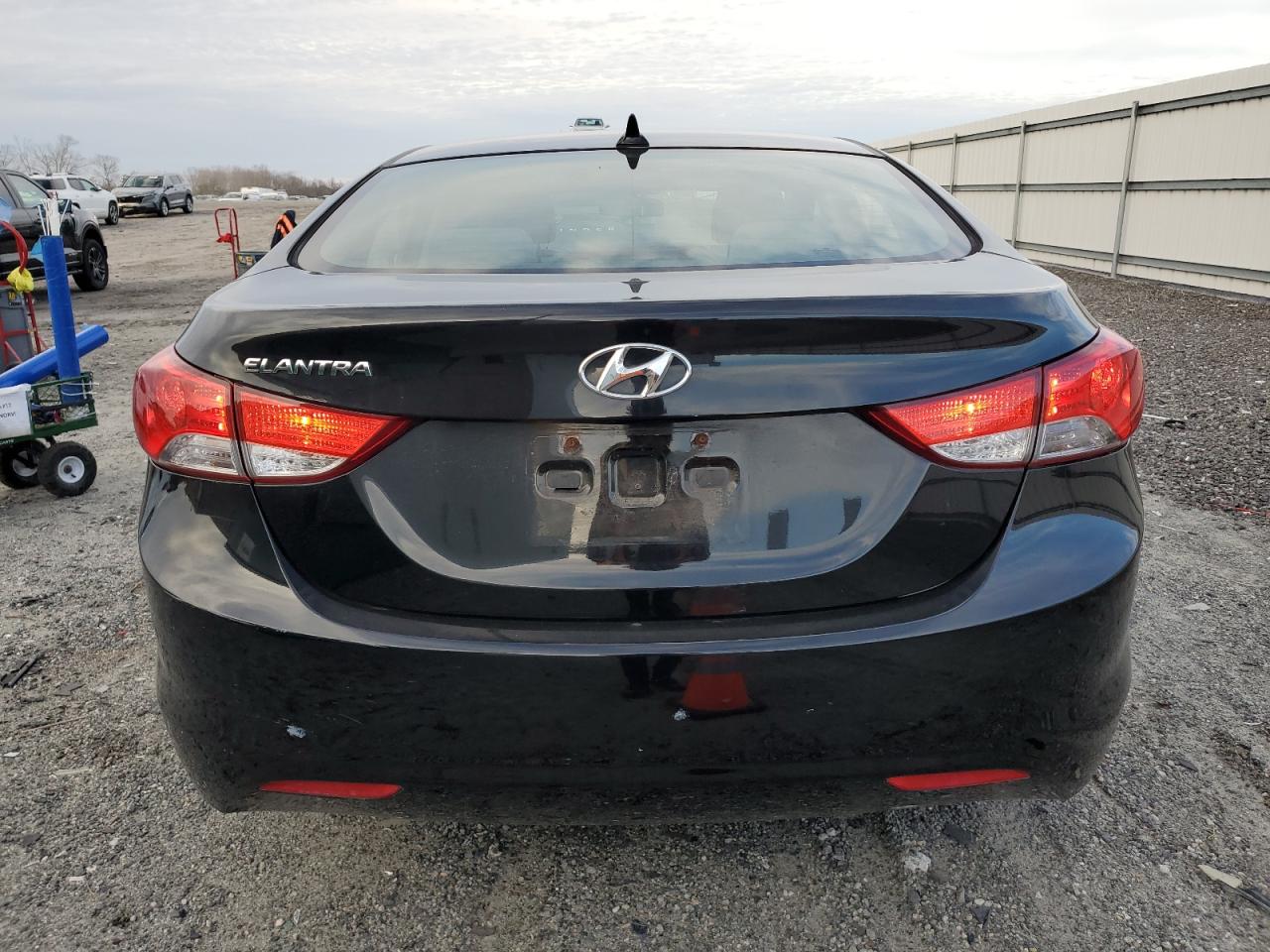 2013 Hyundai Elantra - Image 6