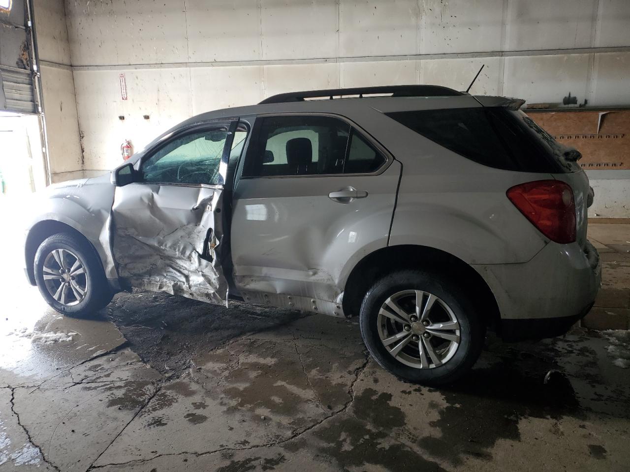 2015 Chevrolet Equinox - Image 2