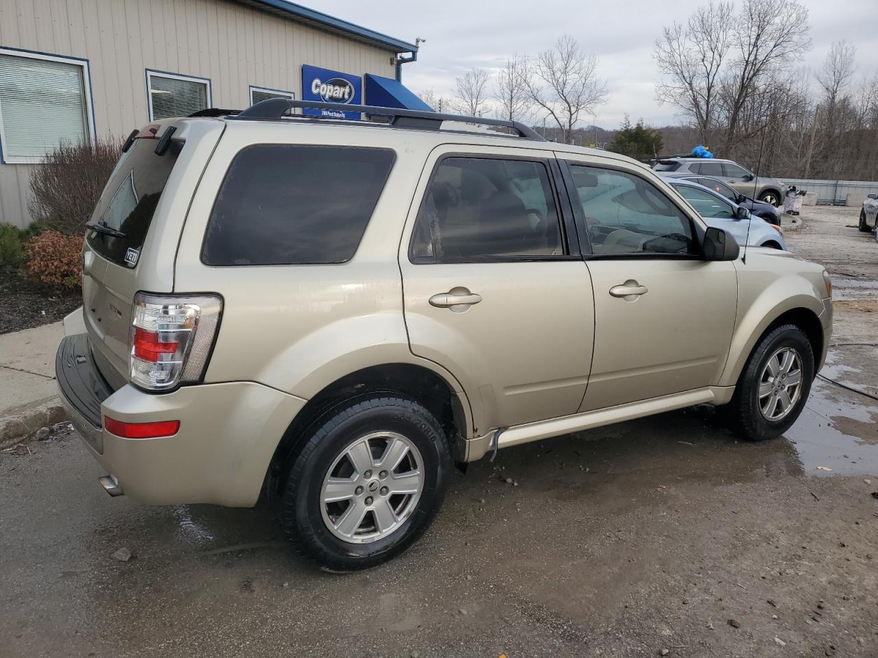 2010 Mercury Mariner - Image 3