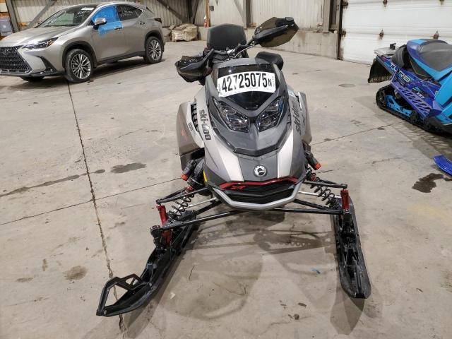 2023 SKIDOO RENEGADE