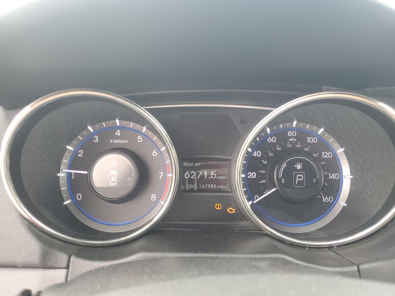 2012 Hyundai Sonata - Image 9