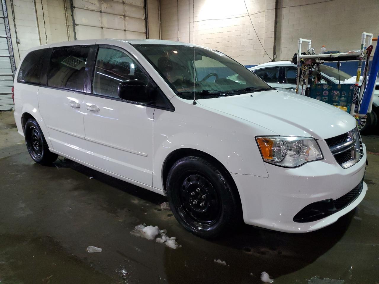 2014 Dodge Caravan - Image 4