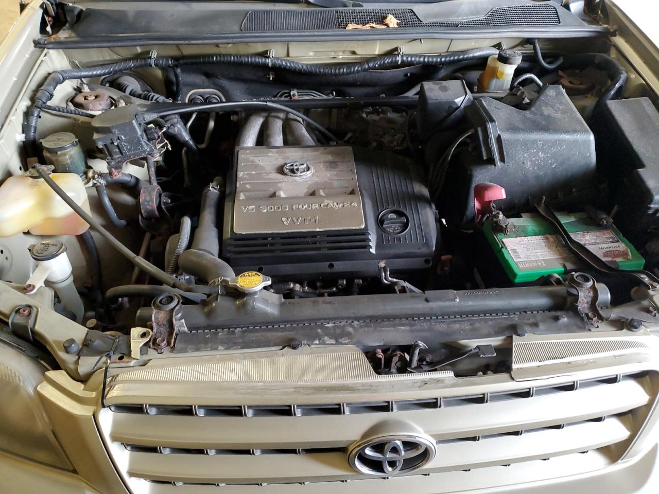 2002 Toyota Highlander - Image 12