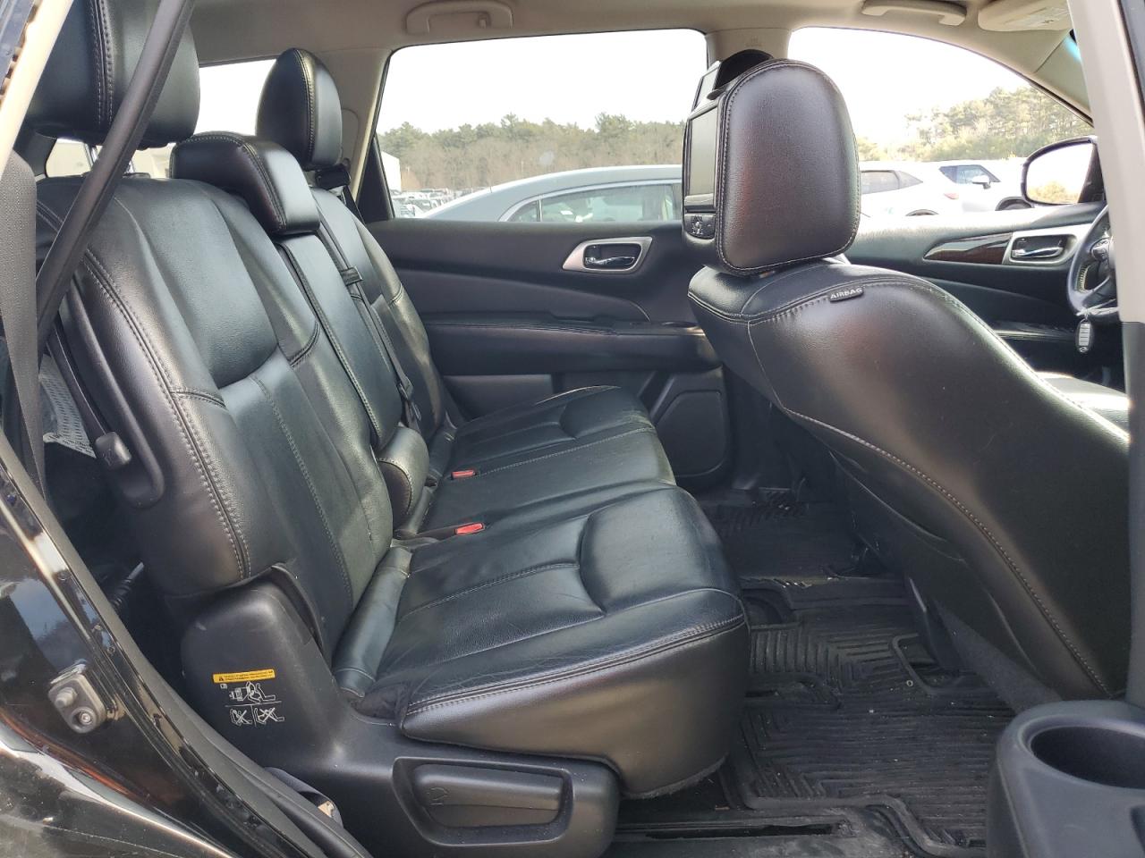 2013 Nissan Pathfinder - Image 11