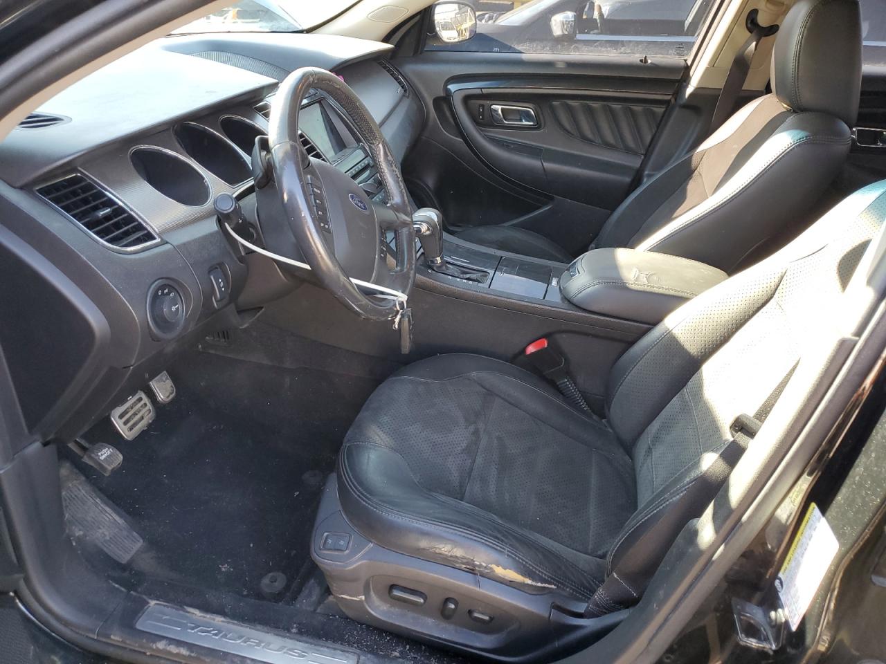 2011 Ford Taurus - Image 7