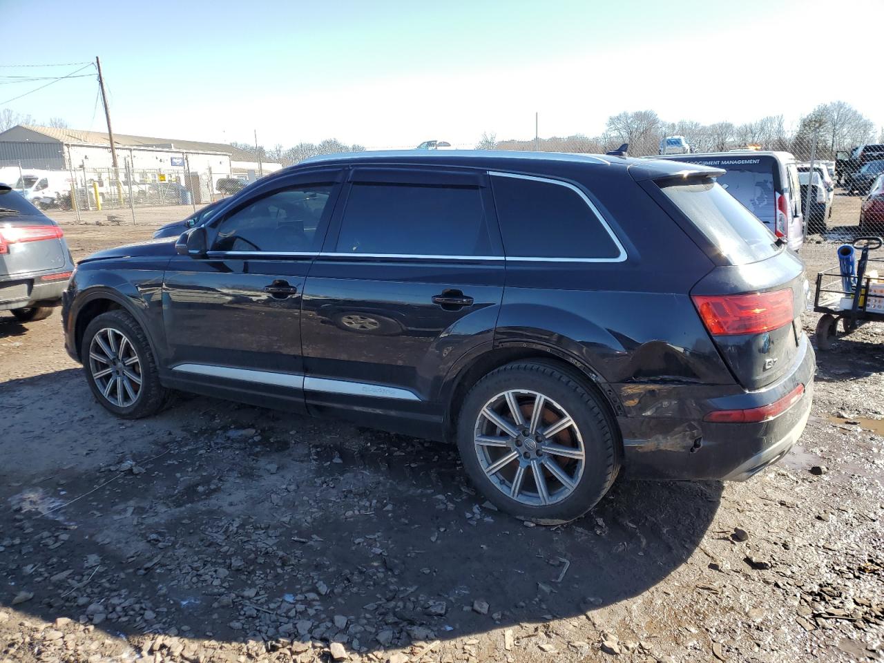 2018 Audi Q7 - Image 2