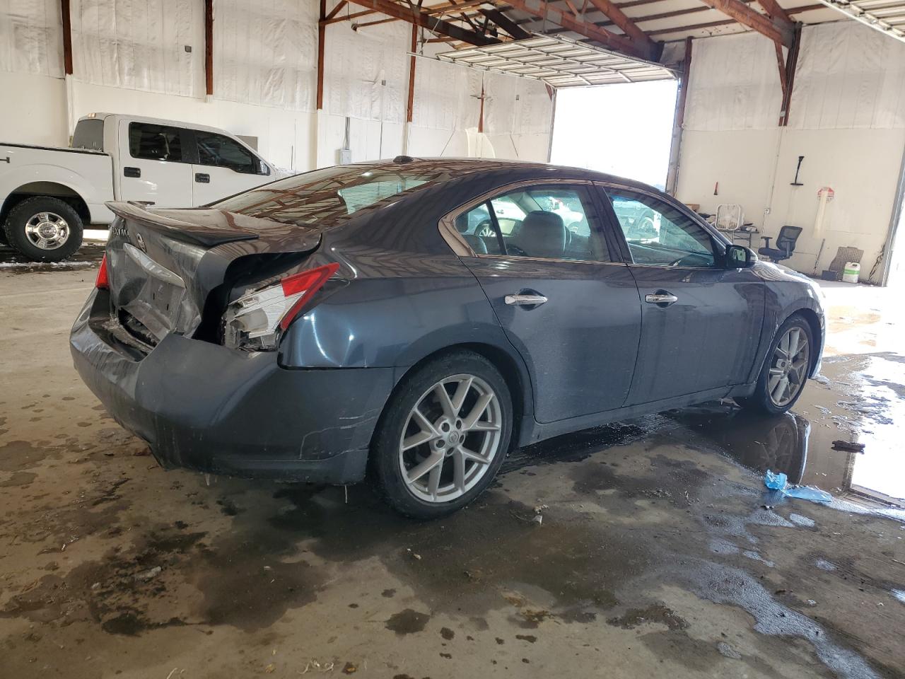 2009 Nissan Maxima - Image 3