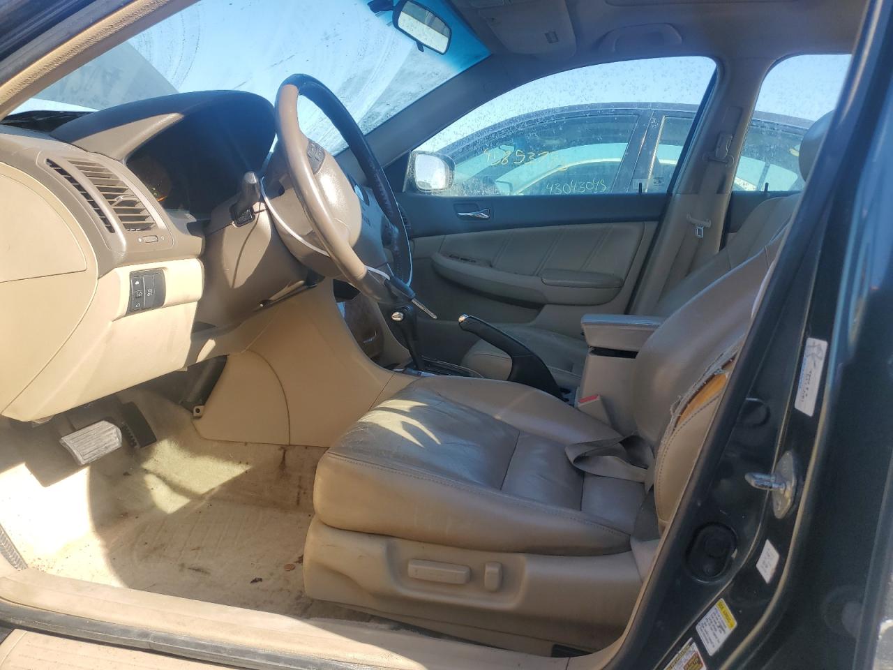 2005 Honda Accord - Image 7