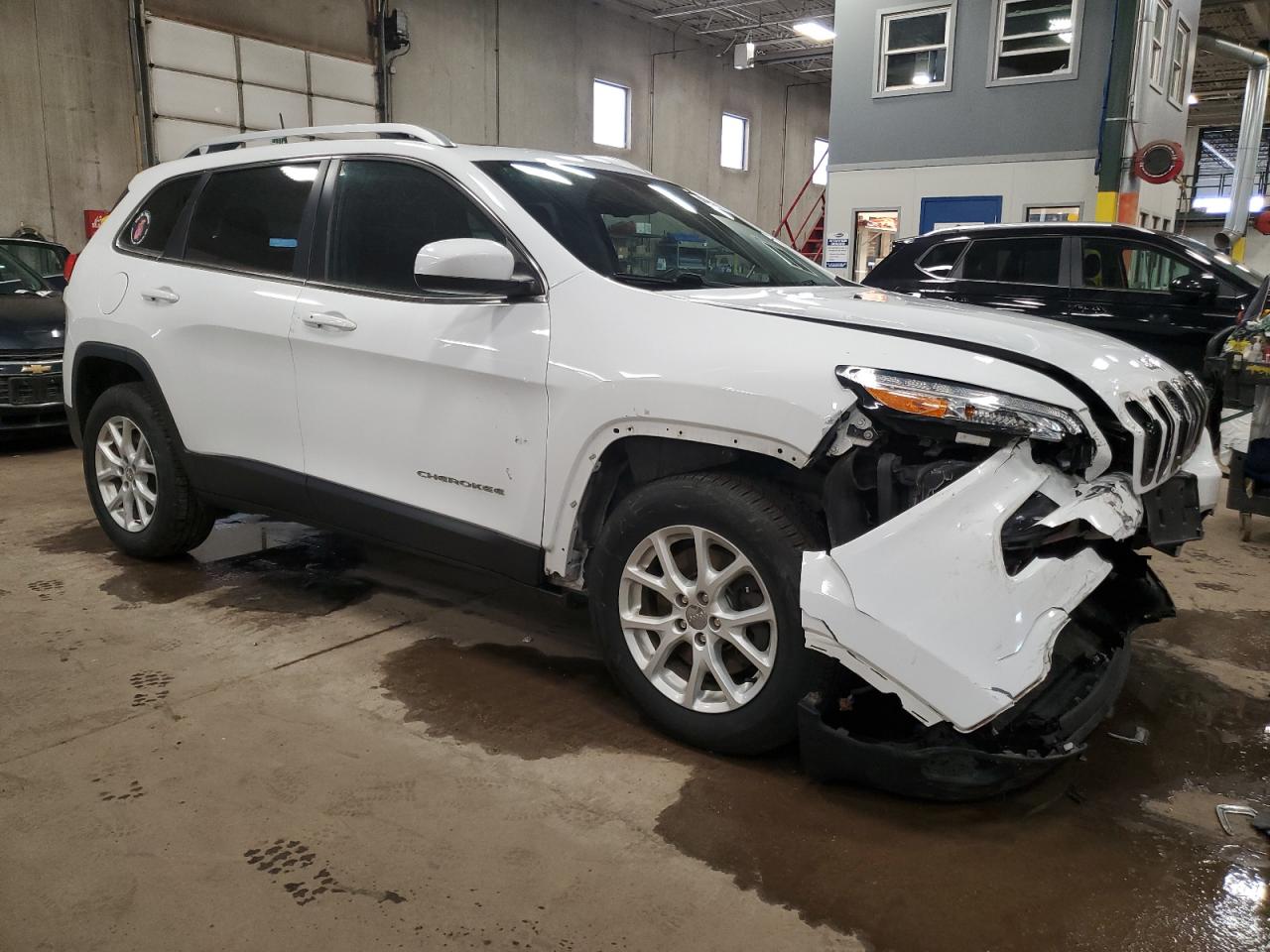 2017 Jeep Grand Cherokee - Image 4