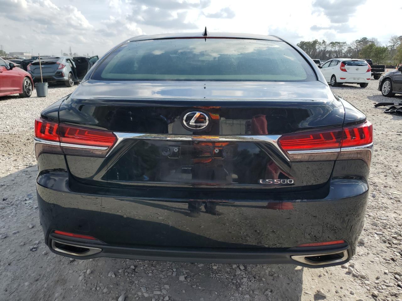 2018 Lexus LS - Image 6