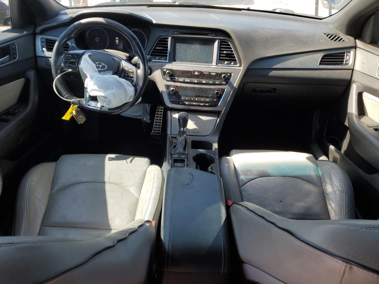 2015 Hyundai Sonata - Image 8