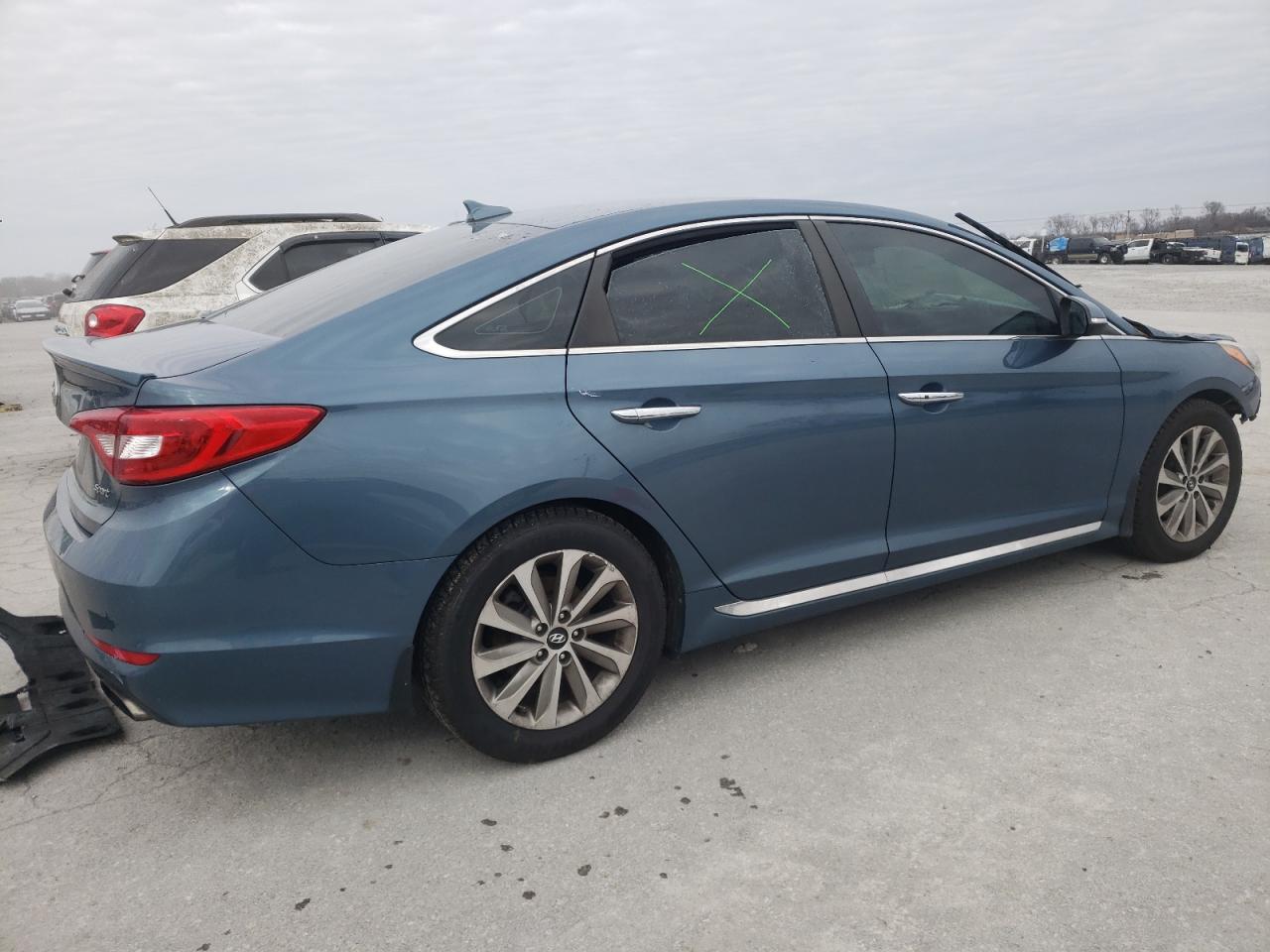 2016 Hyundai Sonata - Image 3