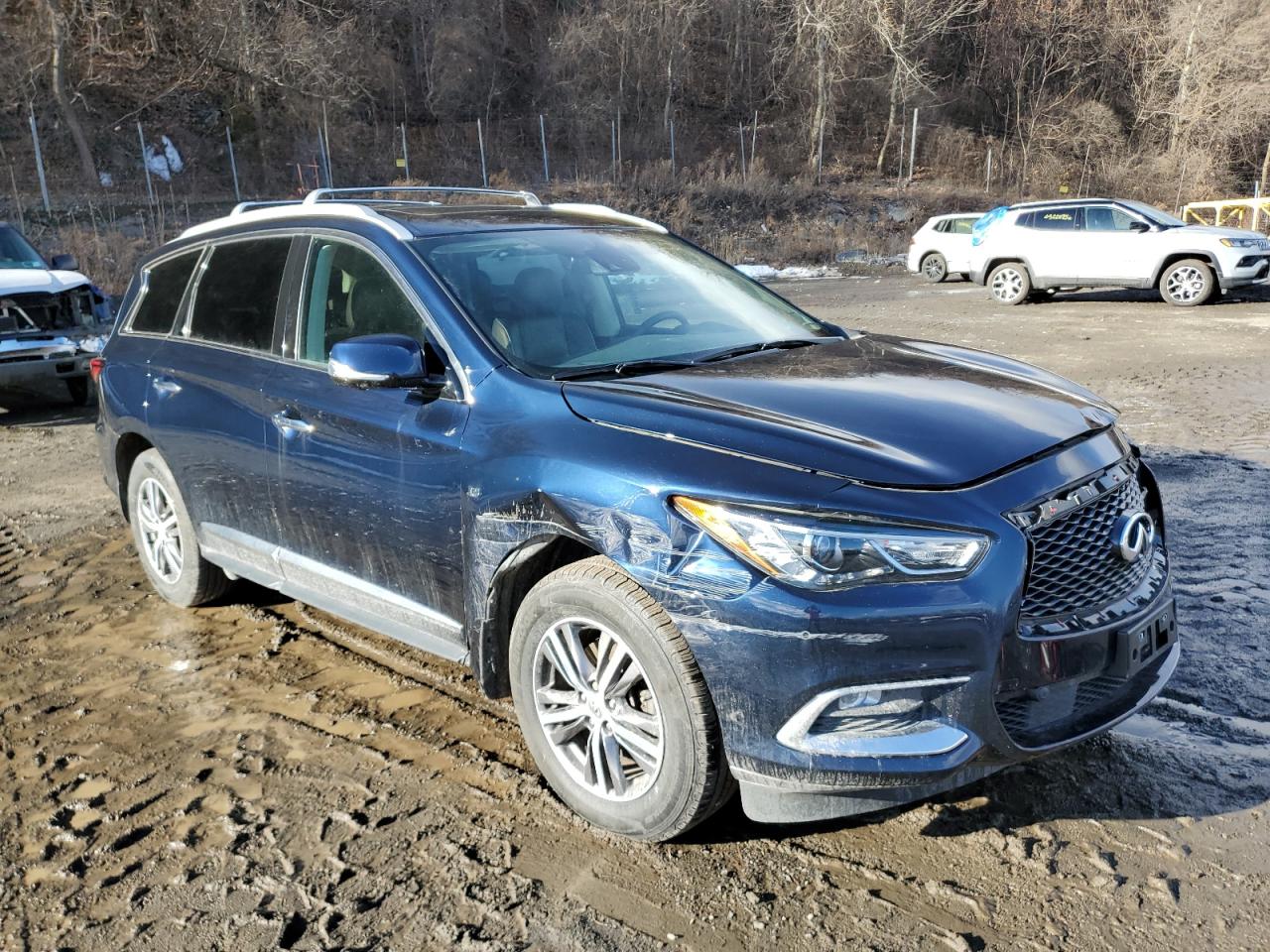 2019 Infiniti QX60 - Image 4