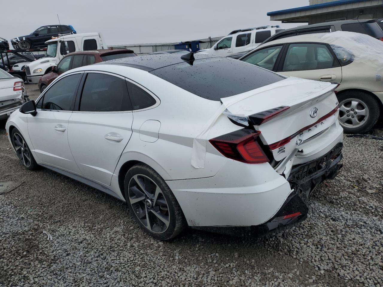 2021 Hyundai Sonata - Image 2