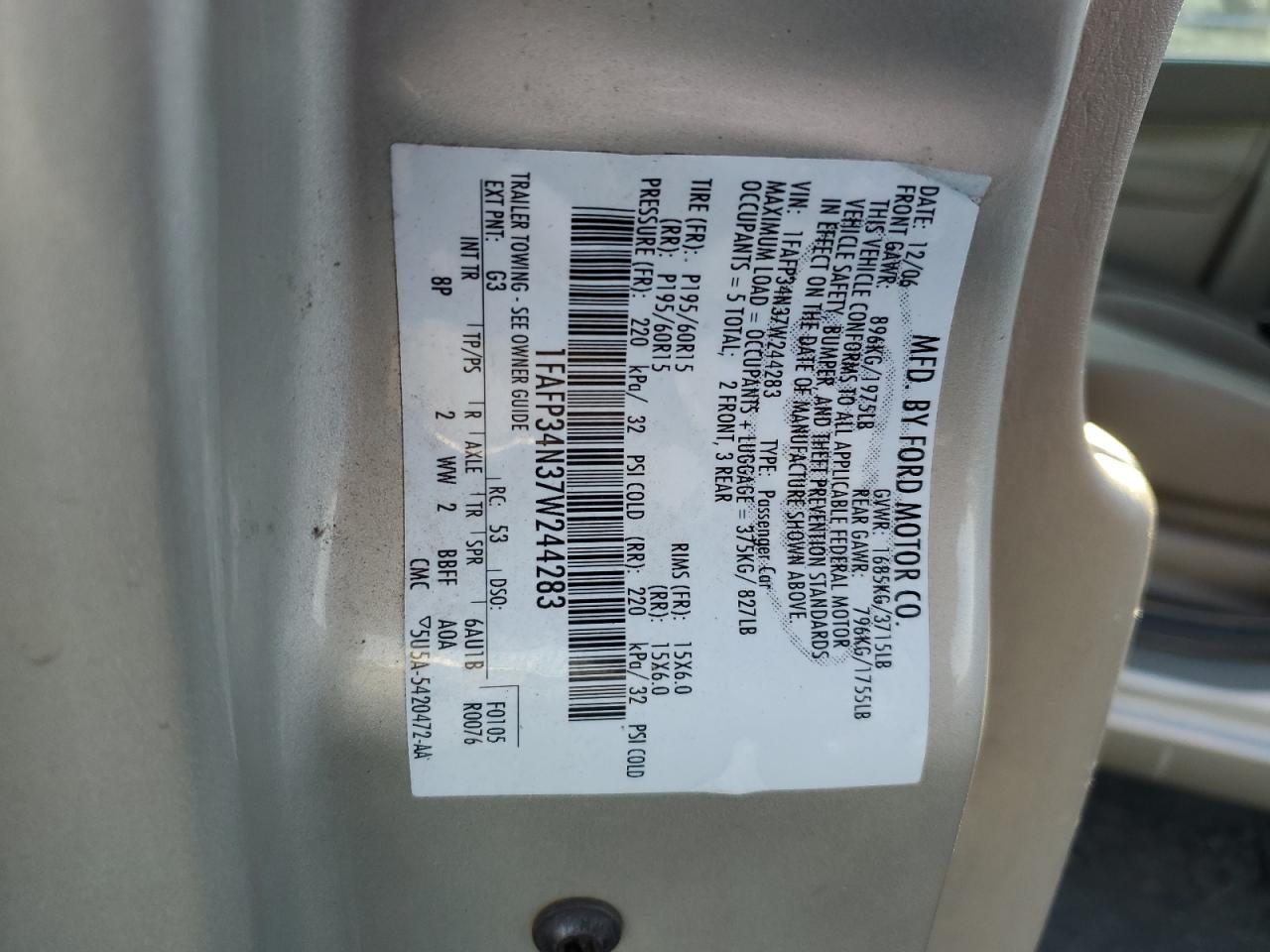 2007 Ford Focus - Image 12