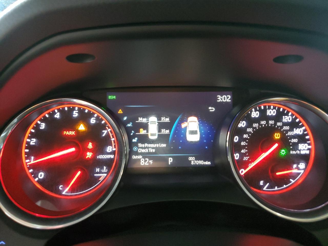2019 Toyota Camry - Image 9