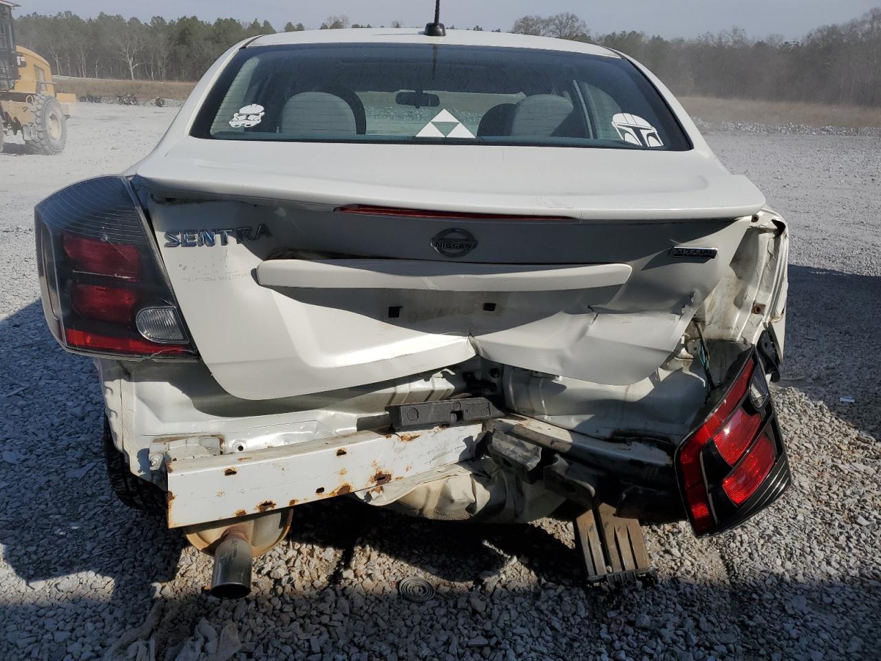 2012 Nissan Sentra - Image 6