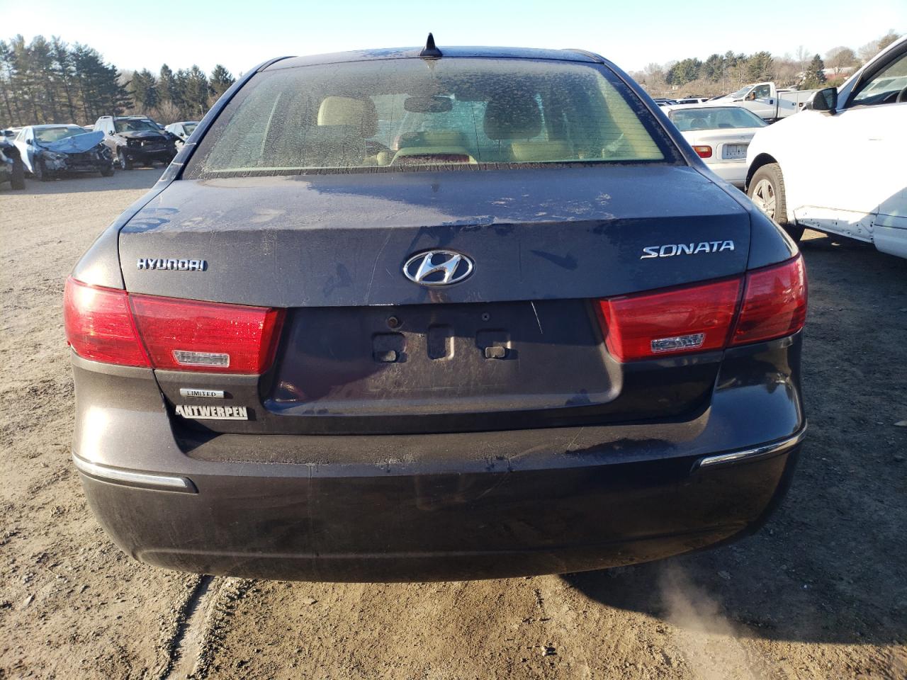 2009 Hyundai Sonata - Image 6