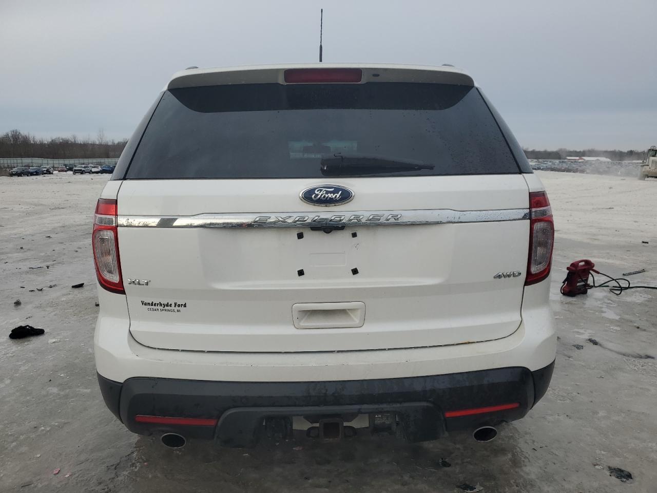2012 Ford Explorer - Image 6