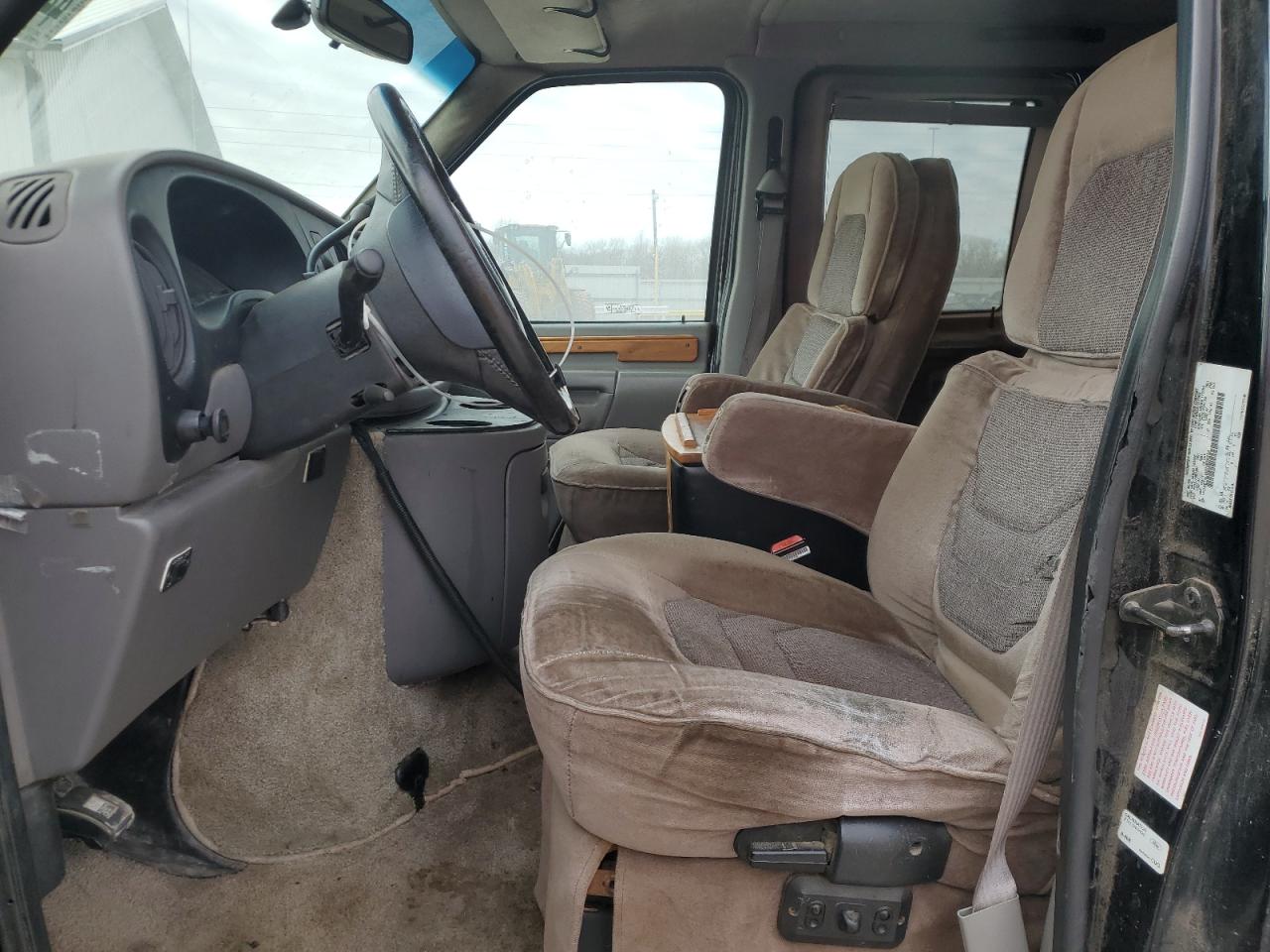 1998 Ford Econoline - Image 7