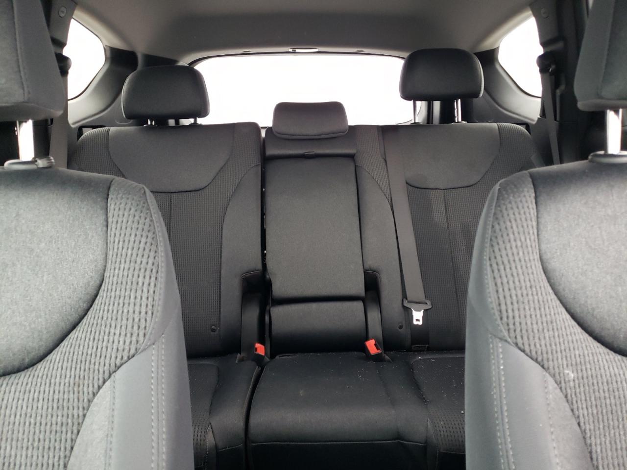 2019 Hyundai Santa Fe - Image 10