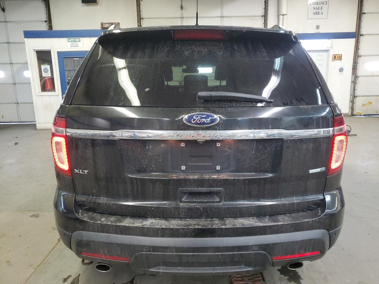 2015 Ford Explorer - Image 6