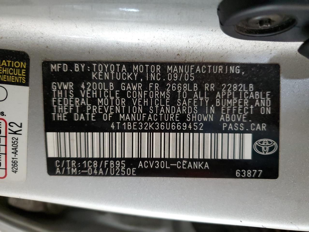2006 Toyota Camry - Image 15