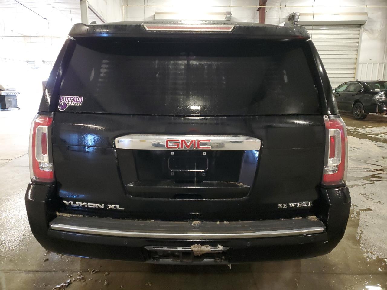 2018 GMC Yukon - Image 6