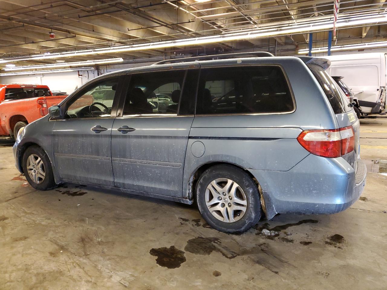 2006 Honda Odyssey - Image 2