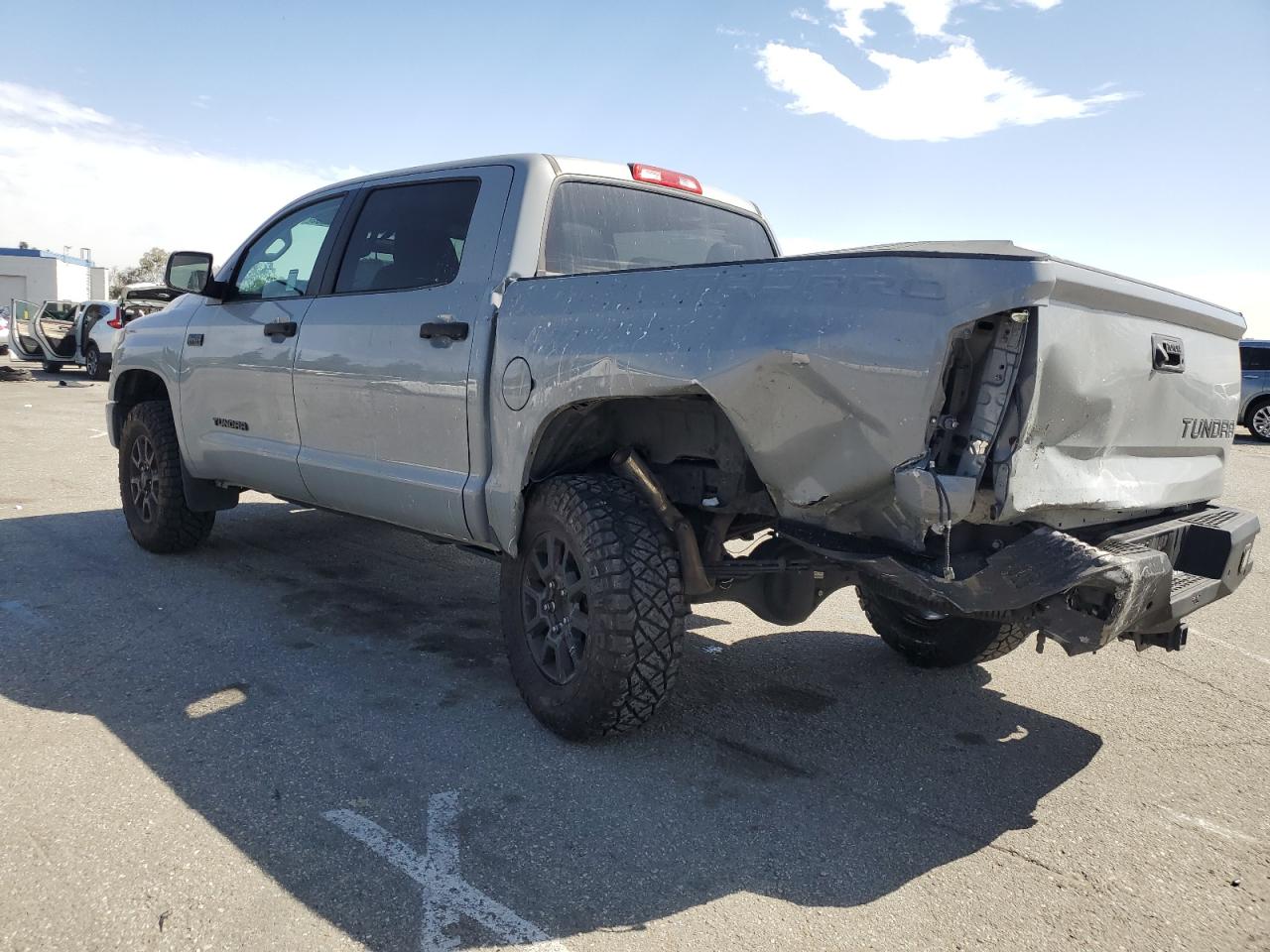 2017 Toyota Tundra - Image 2