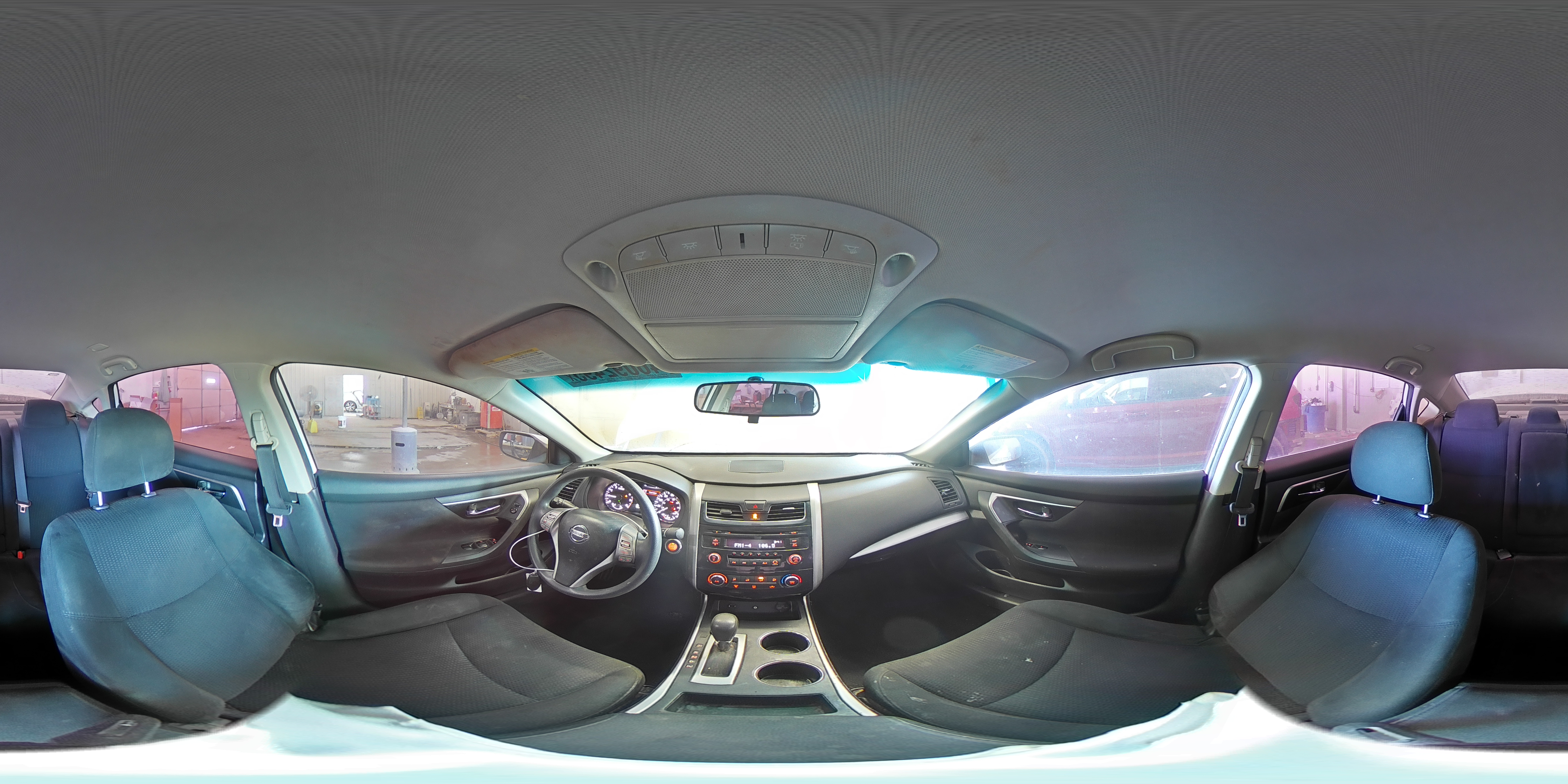 2015 Nissan Altima - Image 14