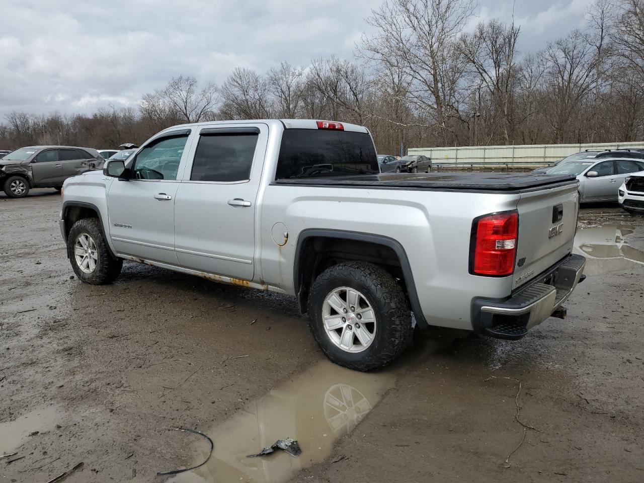 2014 GMC Sierra - Image 2