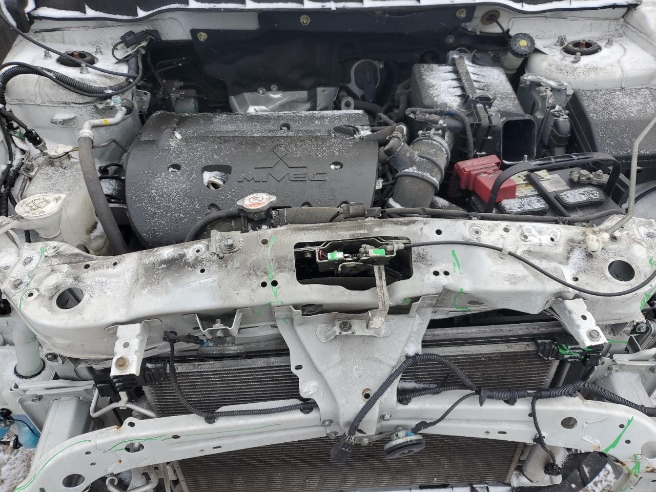 2019 Mitsubishi Outlander - Image 12